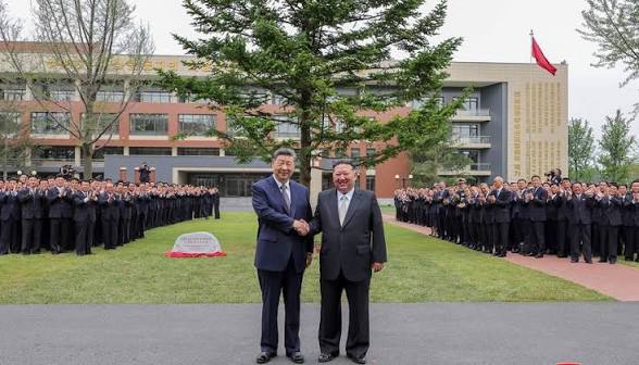 Xi Jinping diz que atingiu uma "série de consensos" com Kim Jong-un